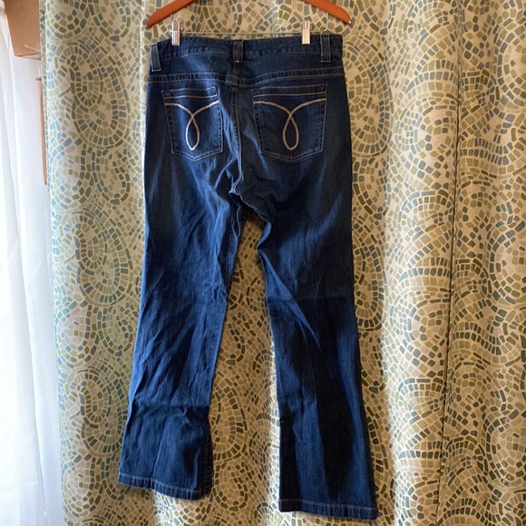 Calvin Klein Modern Flare Jeans 14 - Picture 8 of 8